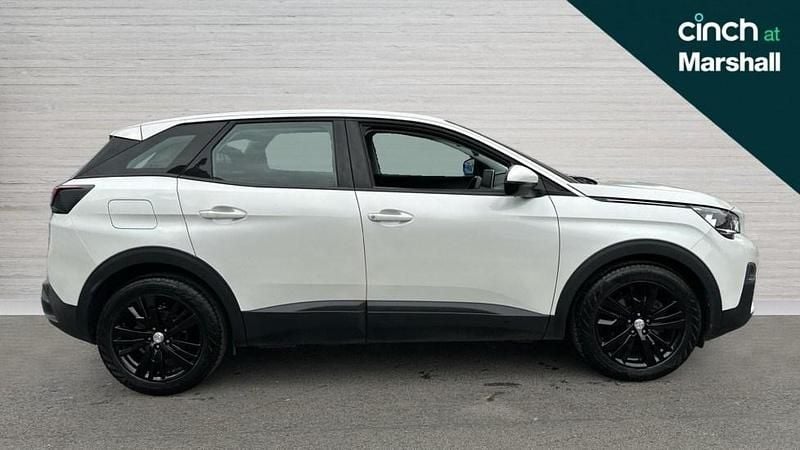 Used Peugeot 3008 Active 131 HP (96 kW) 2017 White SUV