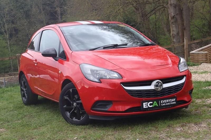 Second-hand Vauxhall Corsa 2015 Roșu Hatchback