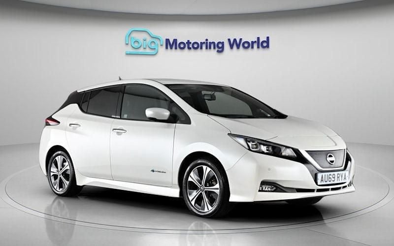 Used Nissan Leaf Tekna 110 kW (150 HP) 2022 Hatchback