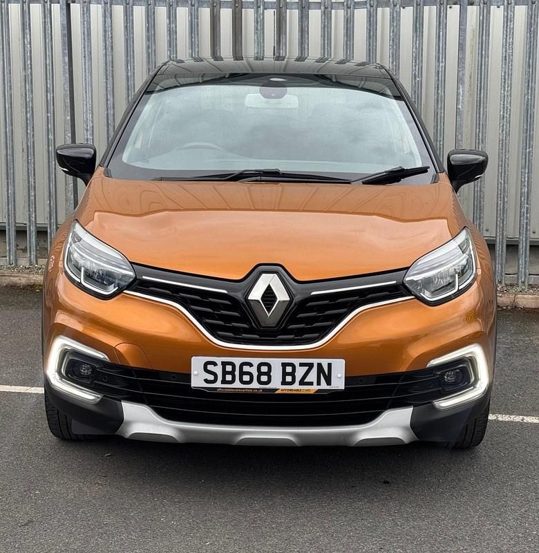 Second-hand Renault Captur GT-Line 90 CP (66 kW) 2018 Portocaliu SUV