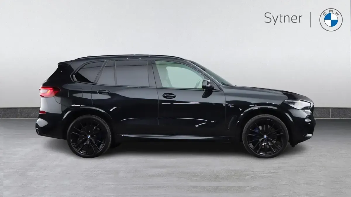 Used BMW X5 M Sport 335 HP (246 kW) 2021 Black SUV