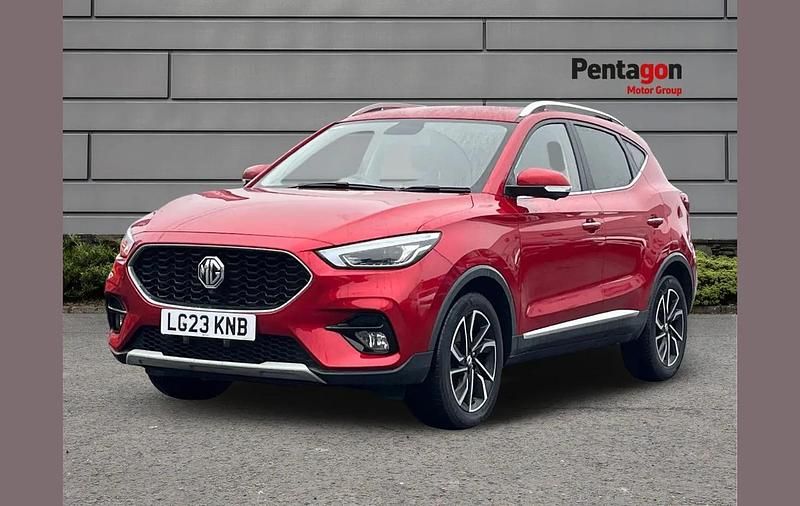 Used MG ZS Exclusive 105 HP (77 kW) 2023 Red SUV