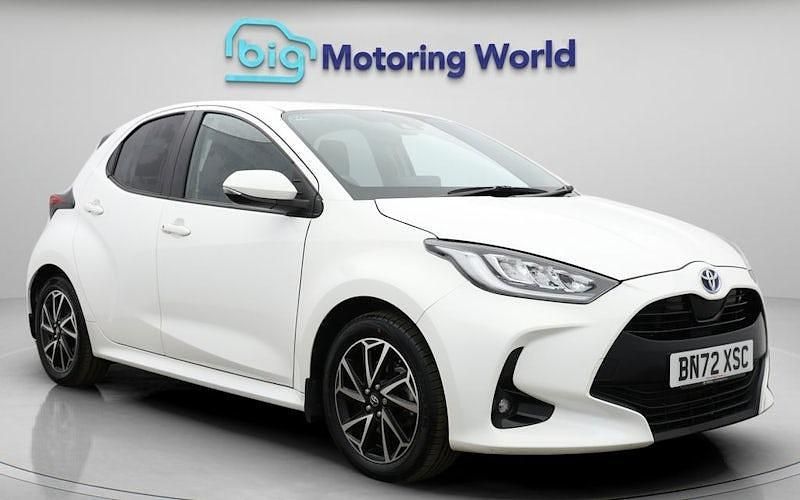 Used Toyota Yaris Hybrid Design 116 HP (85 kW) 2026 Hatchback