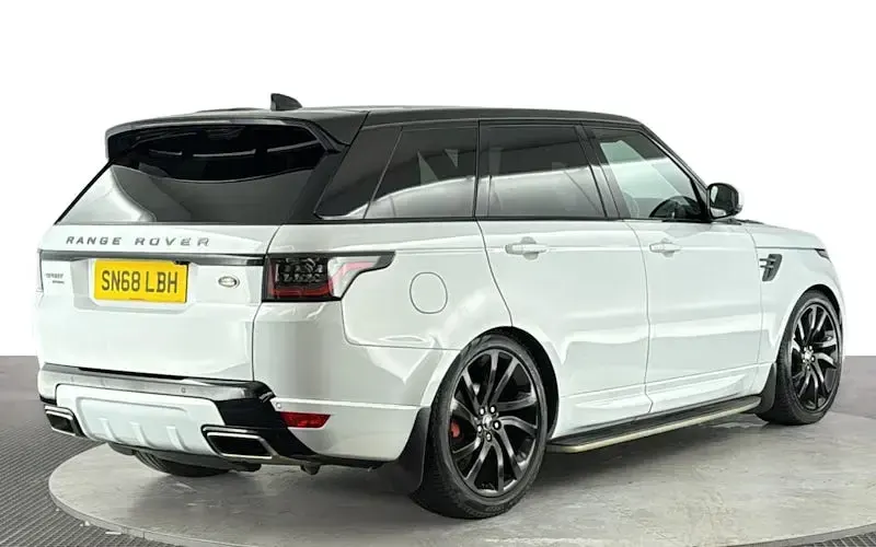 Used Land Rover Range Rover Sport HSE Dynamic 306 HP (225 kW) 2019 White SUV