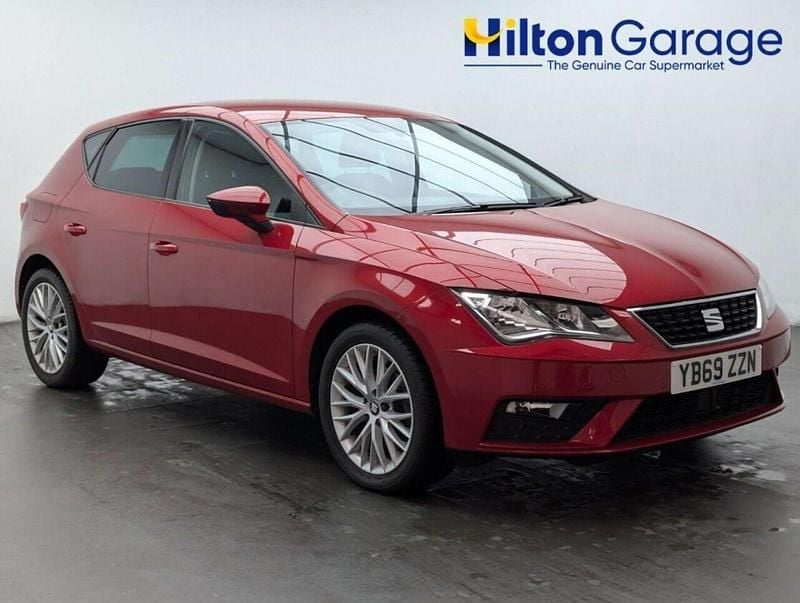 Used Seat Leon SE Dynamic 131 HP (96 kW) 2020 Red Hatchback