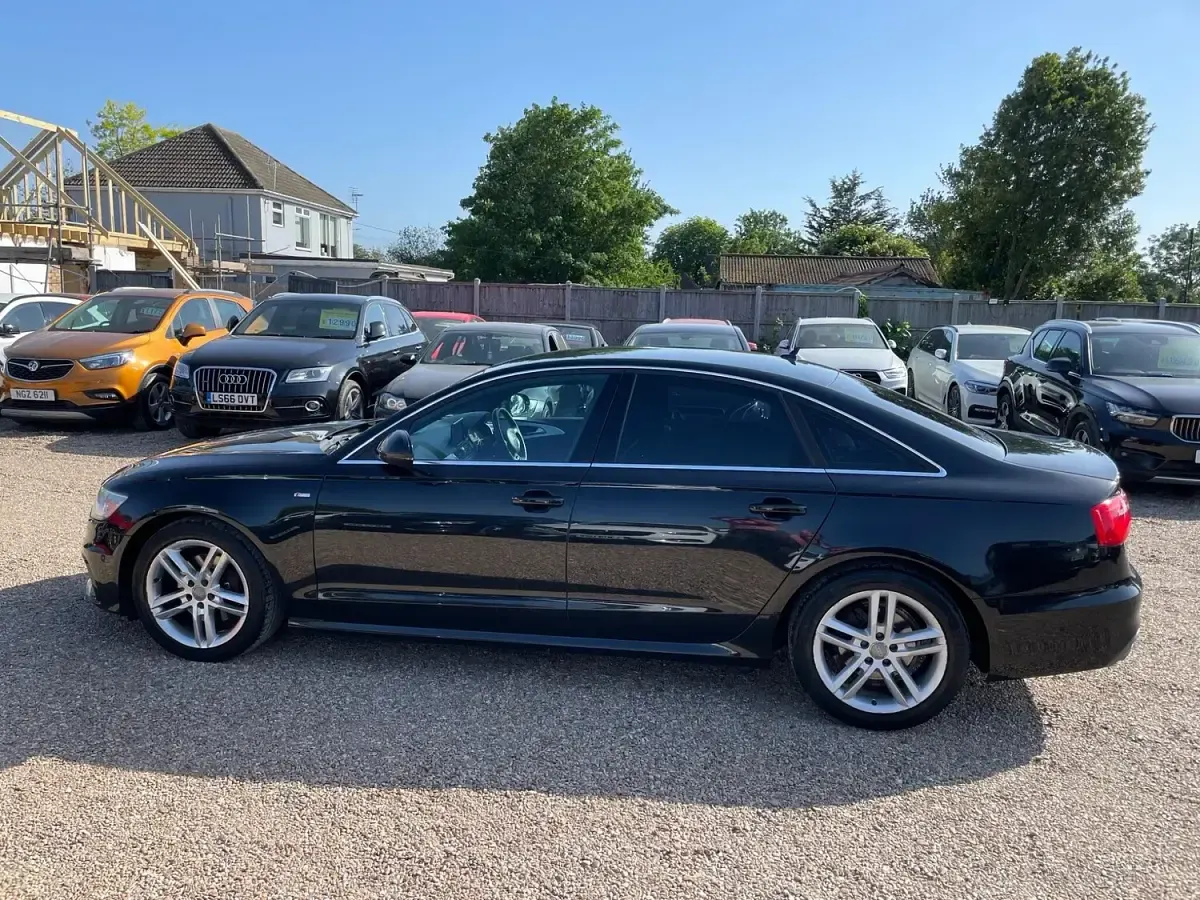 Used Audi A6 S-Line 174 HP (127 kW) 2013 Black Sedan