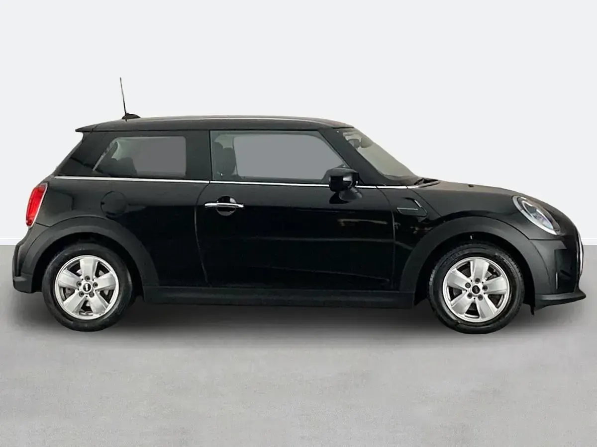 Usado Mini Cooper Classic 2022 Preto Citadino