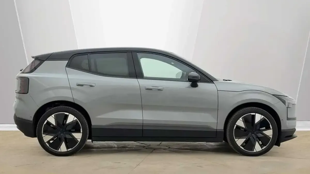 Used Volvo EX30 Performance 314 kW (428 HP) 2025 Grey SUV