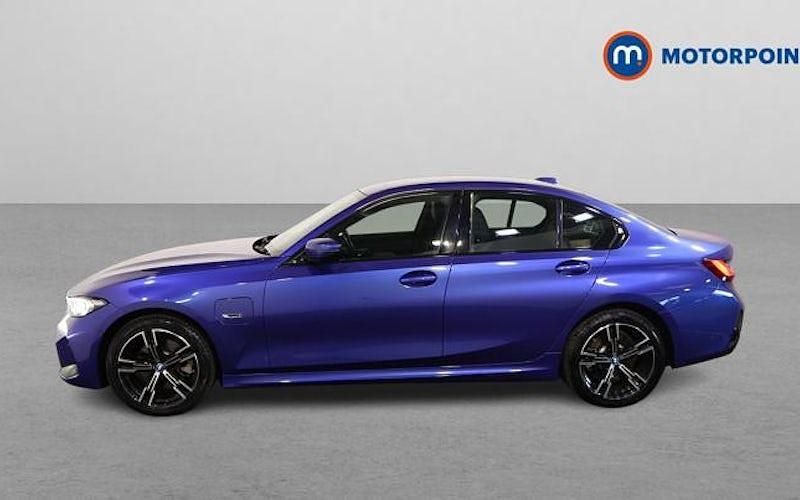 Used BMW 330e M Sport 292 HP (214 kW) 2023 Blue Sedan