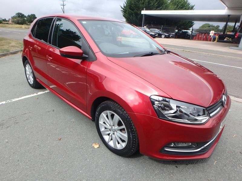 Red Used 2014 VW Polo Hatchback | £8,450 (Fair price) - Image 1/4