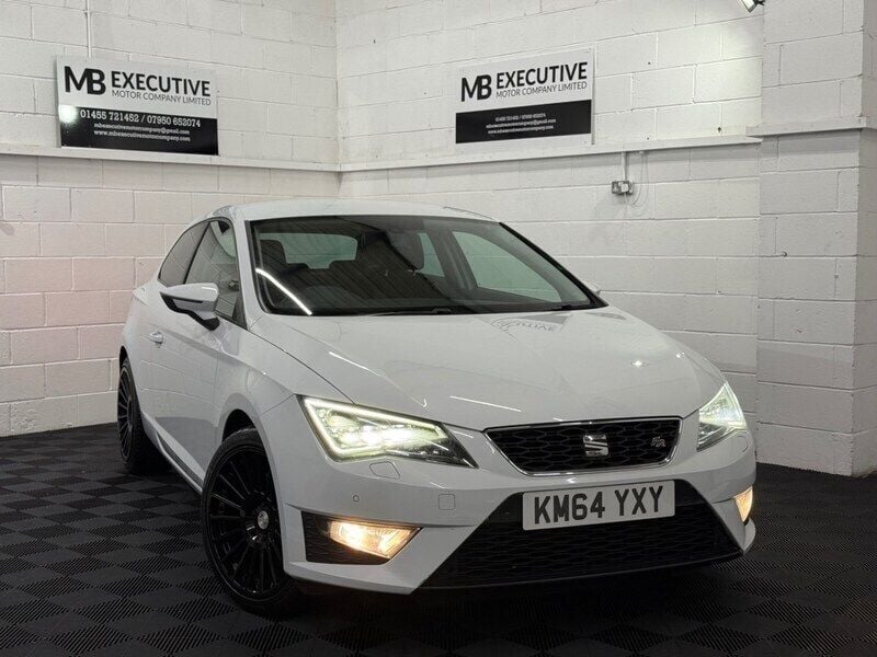 White Used 2015 Seat Leon FR Hatchback | £4,490 (Good price) - Image 1/4