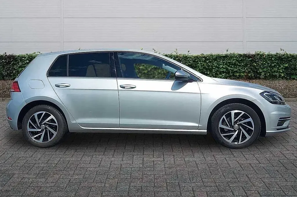 Used VW Golf VII 150 HP (110 kW) 2020