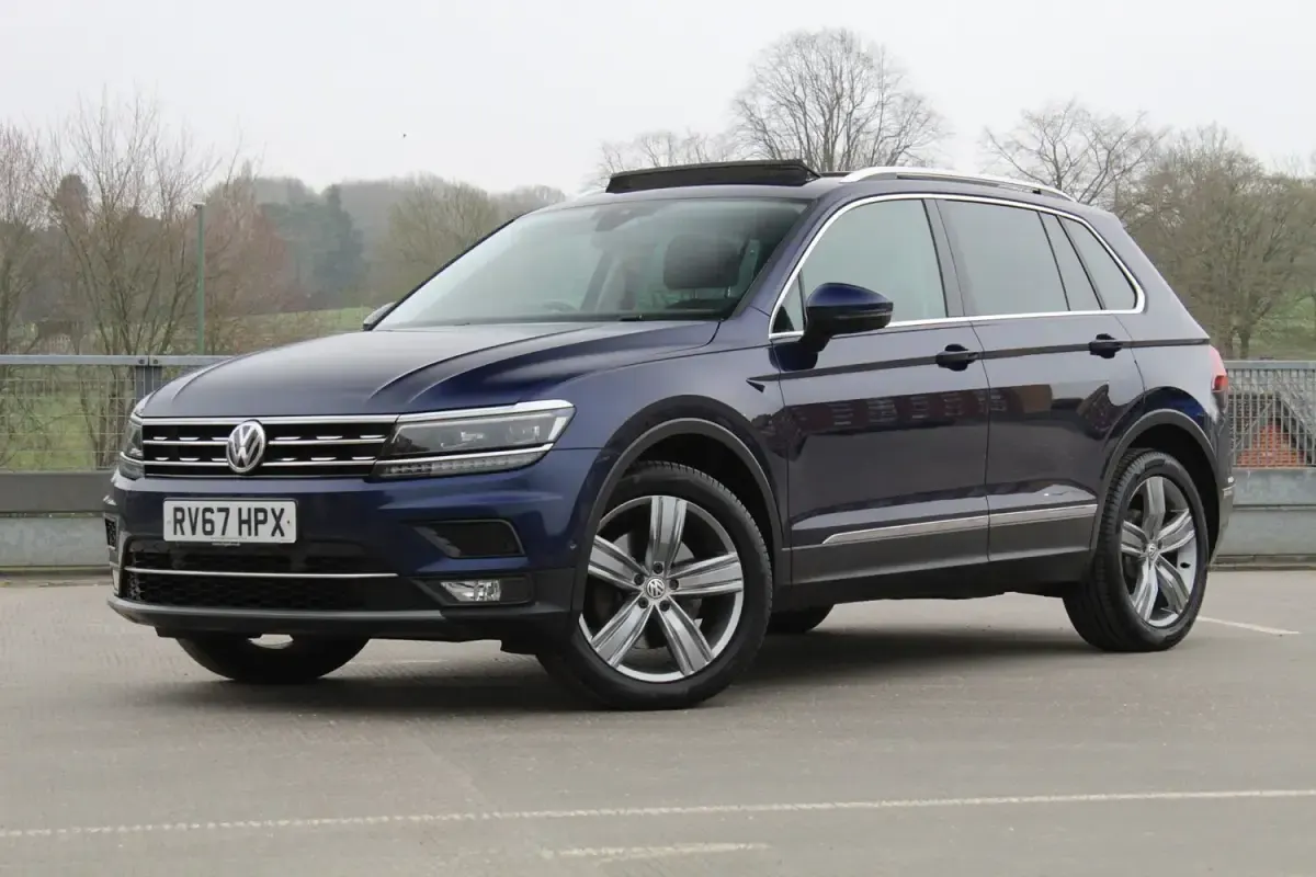 Used VW Tiguan SEL 180 HP (132 kW) 2017 Blue SUV