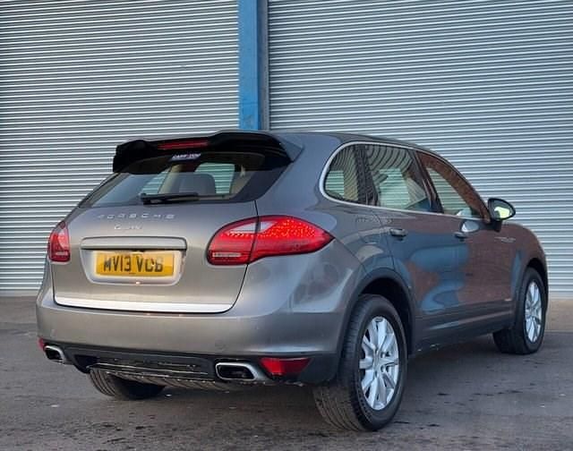 Used Porsche Cayenne 245 HP (180 kW) 2013 Grey SUV
