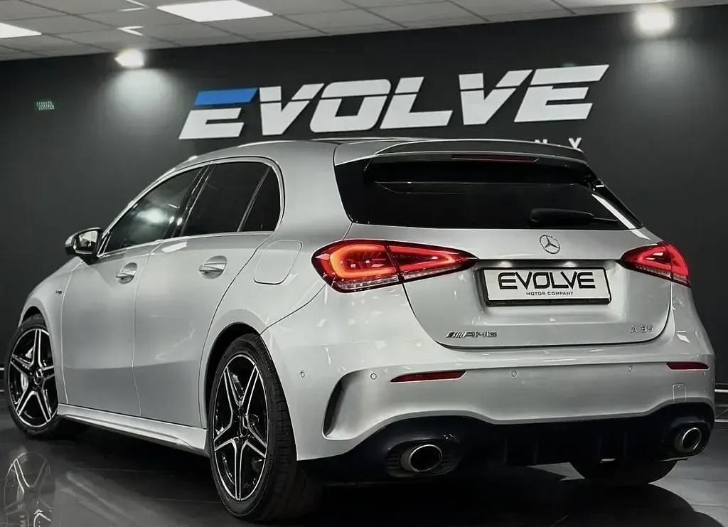 Begagnad Mercedes A35 AMG Executive 2021 Silver Halvkombi