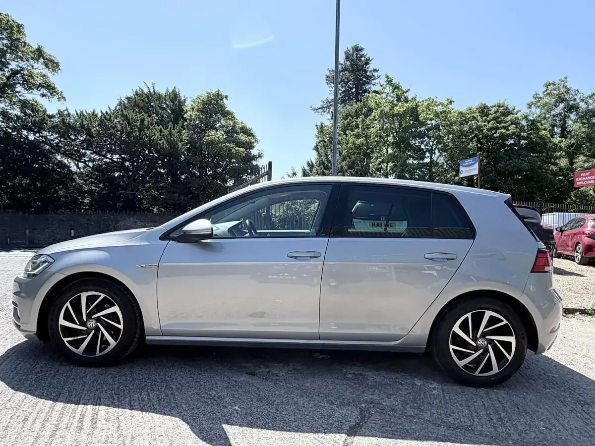 Used VW Golf VII Edition 130 HP (95 kW) 2020 Silver Hatchback