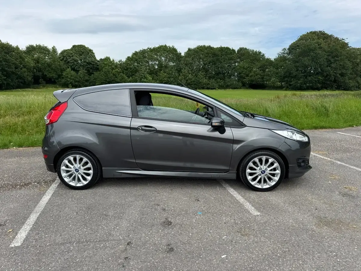 Used Ford Fiesta Sport 2016 Grey Hatchback