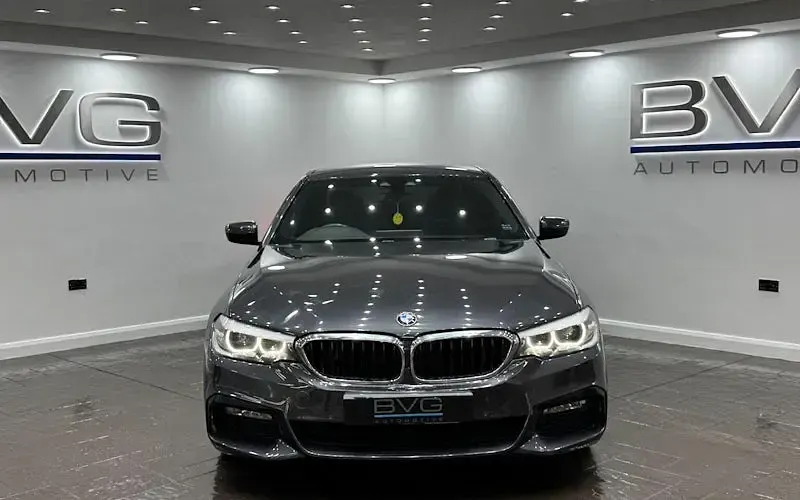 Begagnad BMW 520 M Sport 190 HK (139 kW) 2019 Sedan