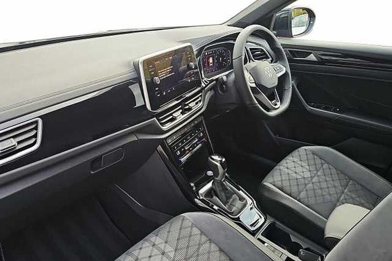 New VW T-Roc R-line 150 HP (110 kW) 2025 Grenadilla black SUV