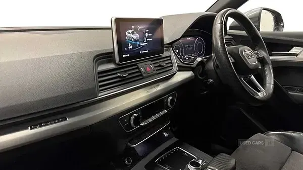 Used Audi Q5 S-Line 190 HP (139 kW) 2020 Grey SUV