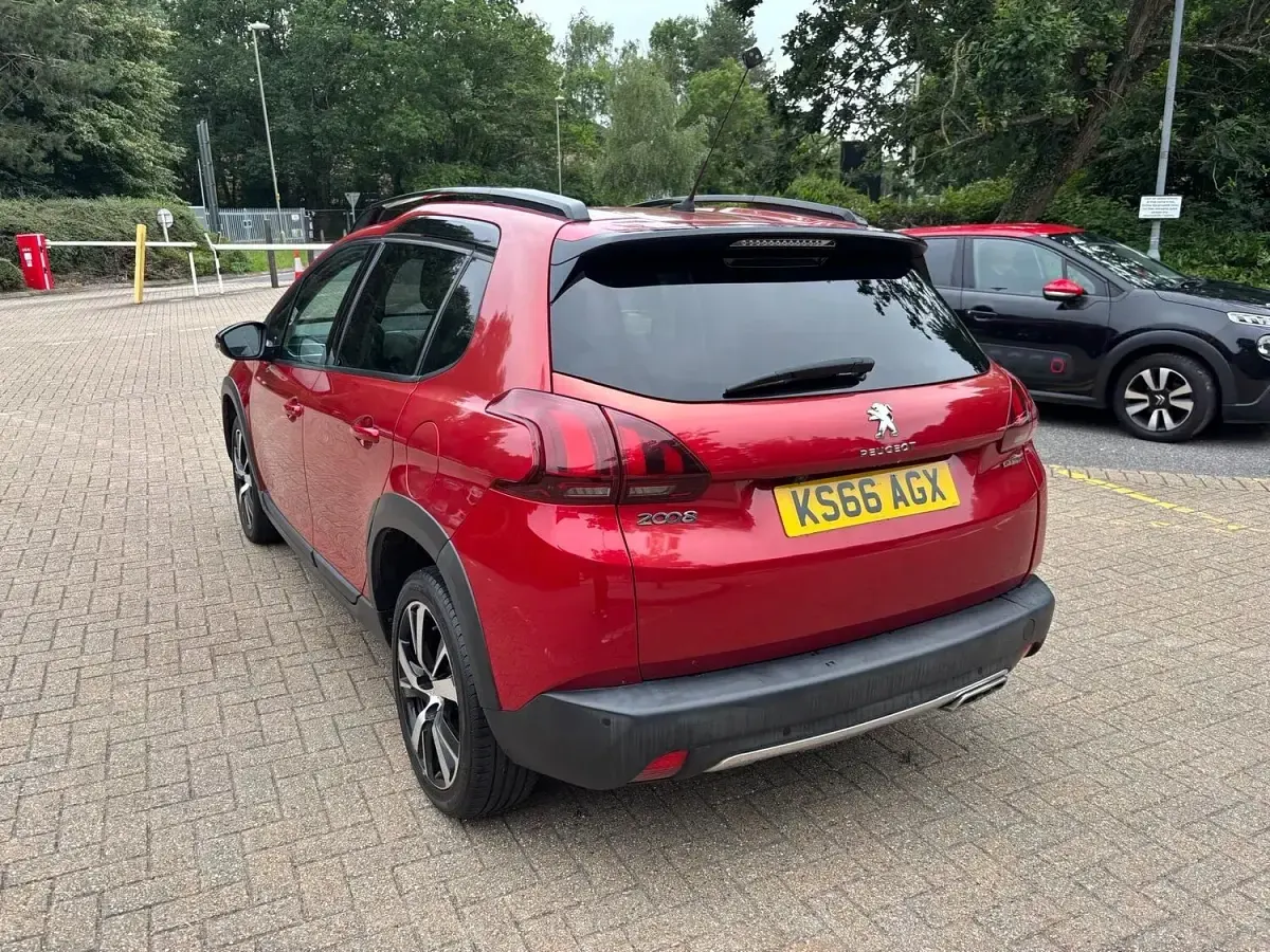 Used Peugeot 2008 GT-line 110 HP (80 kW) 2016 Red SUV