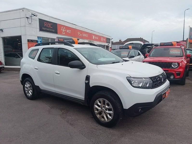 Begagnad Dacia Duster Comfort 91 HK (66 kW) 2022 Vit SUV