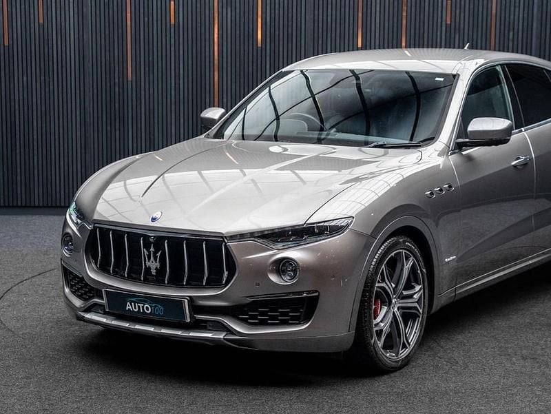 Used Maserati Levante GranLusso 350 HP (257 kW) 2021 Grey SUV