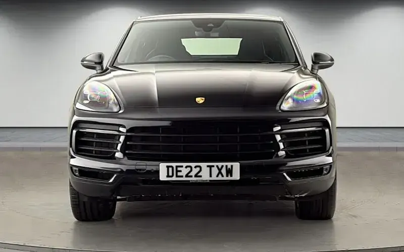 Używany Porsche Cayenne 340 KM (250 kW) 2022 Czarny SUV