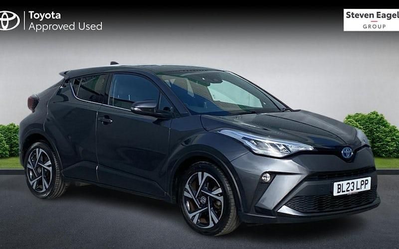 Second-hand Toyota C-HR Design 122 CP (89 kW) 2023 SUV