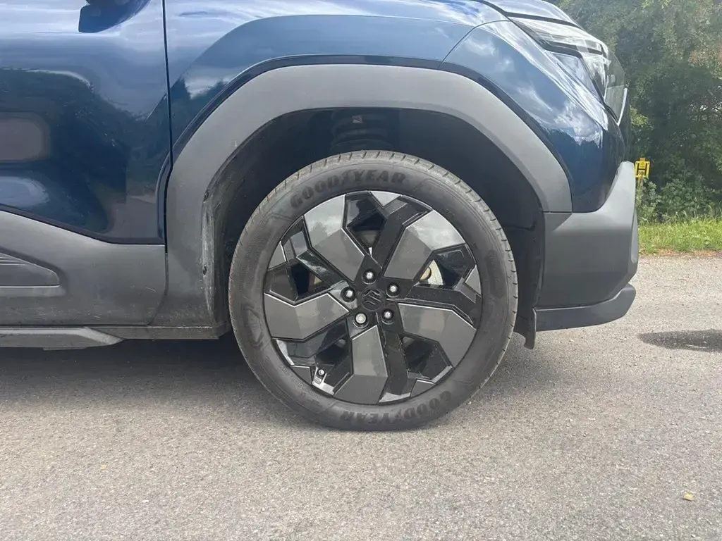 Used Suzuki Vitara 135 kW (184 HP) 2025 Blue SUV