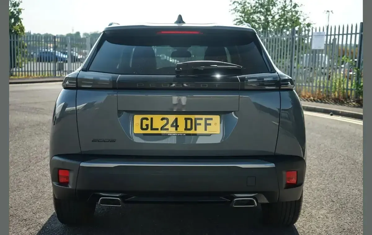 Used Peugeot 2008 Allure 129 HP (94 kW) 2024 Grey SUV