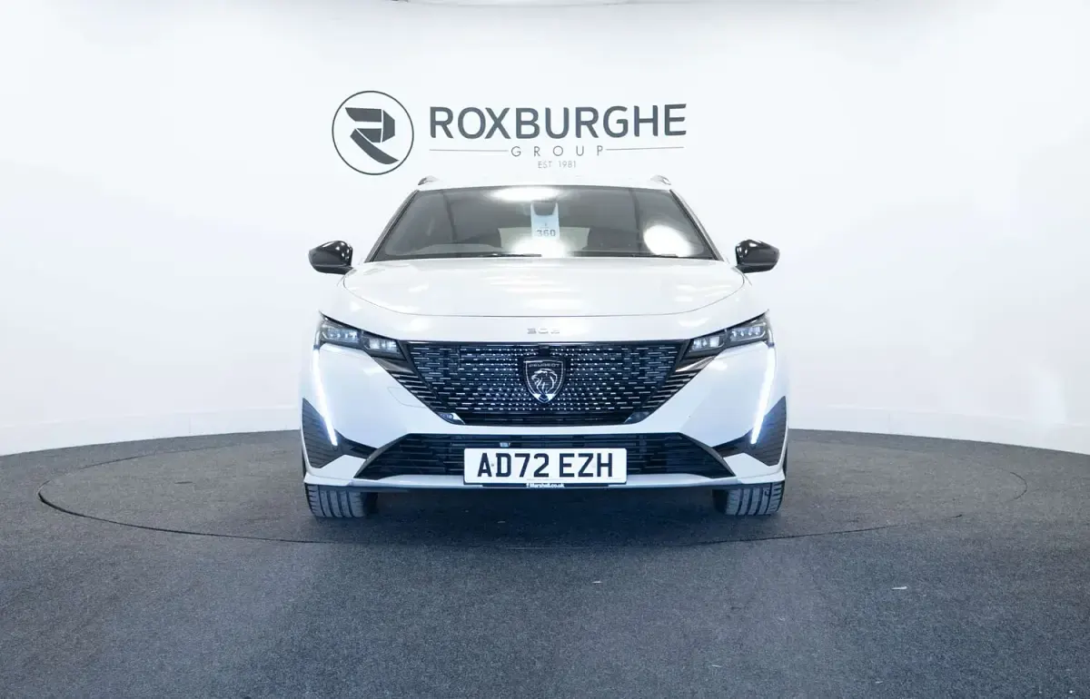 Second-hand Peugeot 308 SW GTi 130 CP (95 kW) 2023 Alb Break