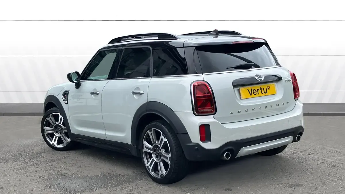 Used Mini Countryman Exclusive 178 HP (130 kW) 2021 Silver SUV