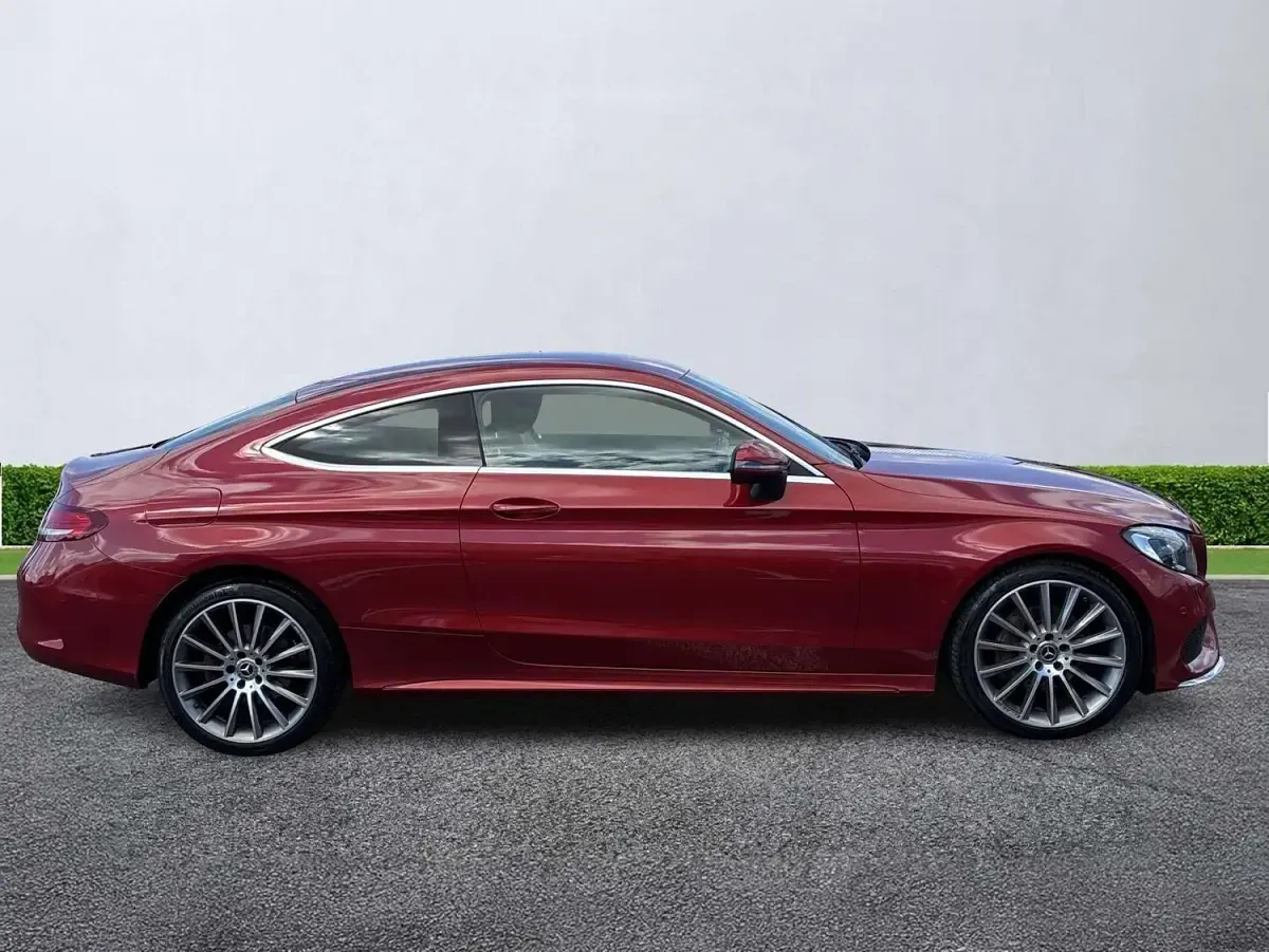 Used Mercedes C220 AMG line 2017 Red Coupe