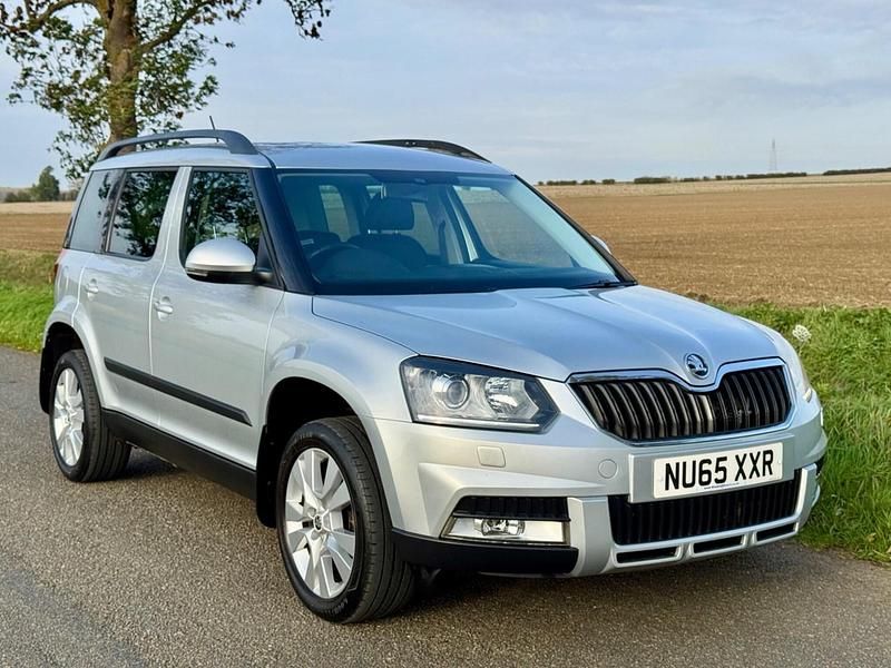 Silver Used 2015 Skoda Yeti SE L SUV | £6,950 (Fair price) - Image 1/3