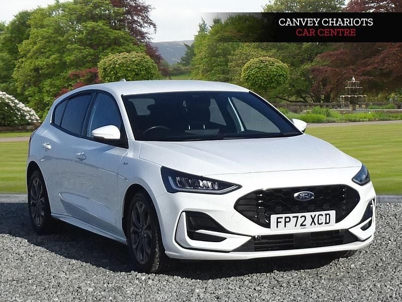 Used Ford Focus ST-Line 2023 White Hatchback
