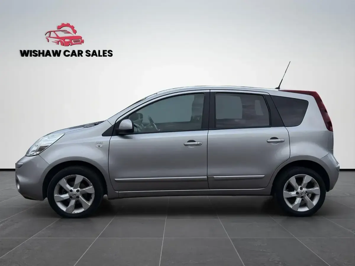 Used Nissan Note N-TEC 88 HP (64 kW) 2010 Silver Hatchback