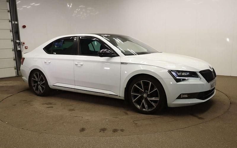 Used 2018 Skoda Superb SportLine Hatchback | £11,999 (Fair price) - Image 1/4