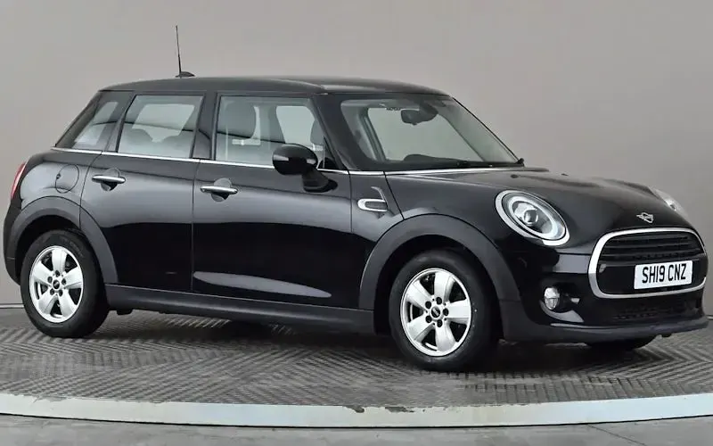 Used Mini Cooper Classic 136 HP (100 kW) 2019 Hatchback