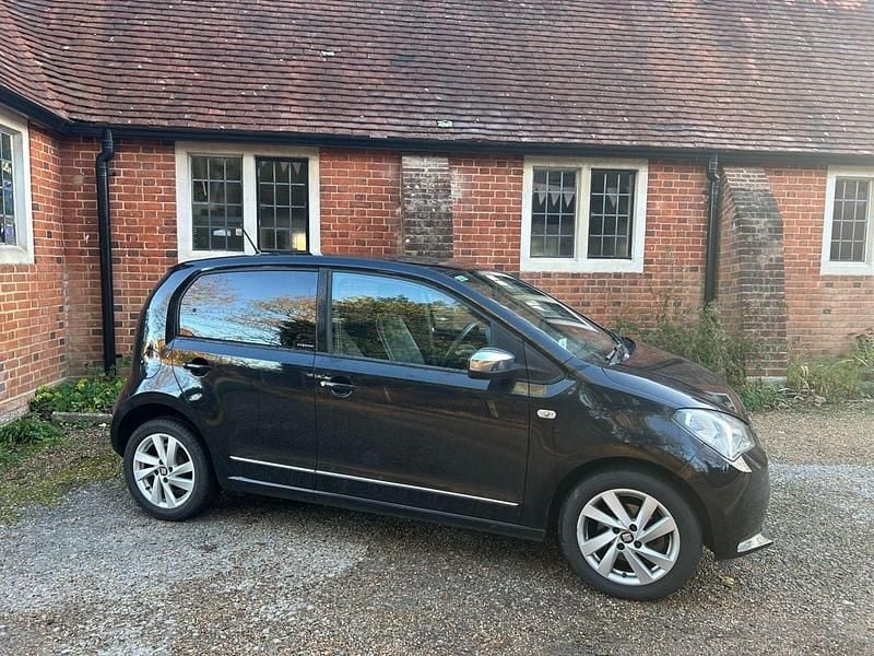 Black Used 2015 Seat Mii Hatchback | £5,495 (Fair price) - Image 1/4