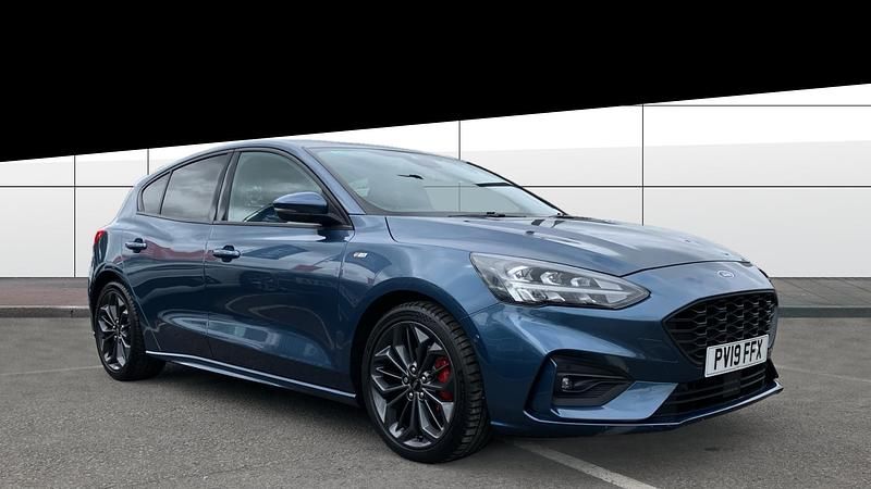 Used 2019 Ford Focus ST-Line X Hatchback | £13,353 (Fair price) - Image 1/4