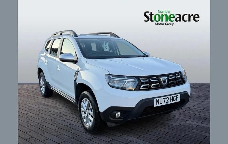 Used Dacia Duster Comfort 90 HP (66 kW) 2022 White Hatchback