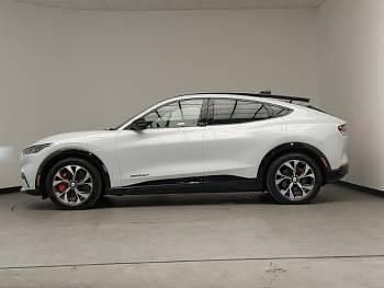 Used Ford Mustang Mach-E Extended Range 258 kW (351 HP) 2022 White SUV