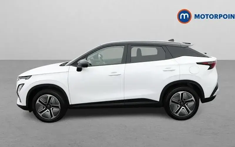 Used Omoda 5 186 HP (136 kW) 2025 White/black SUV