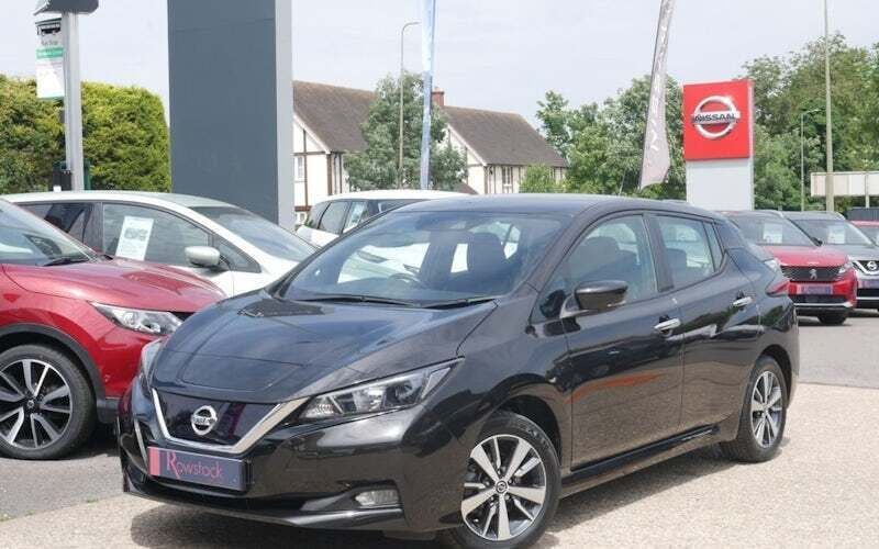 Black Used 2021 Nissan Leaf Acenta Hatchback | £9,090 (Good price) - Image 1/4