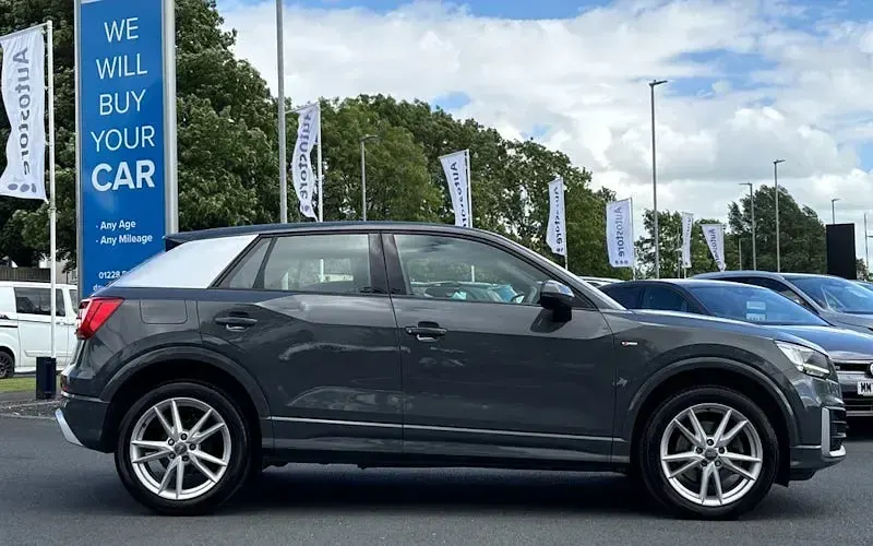 Used Audi Q2 S-Line 150 HP (110 kW) 2020 SUV