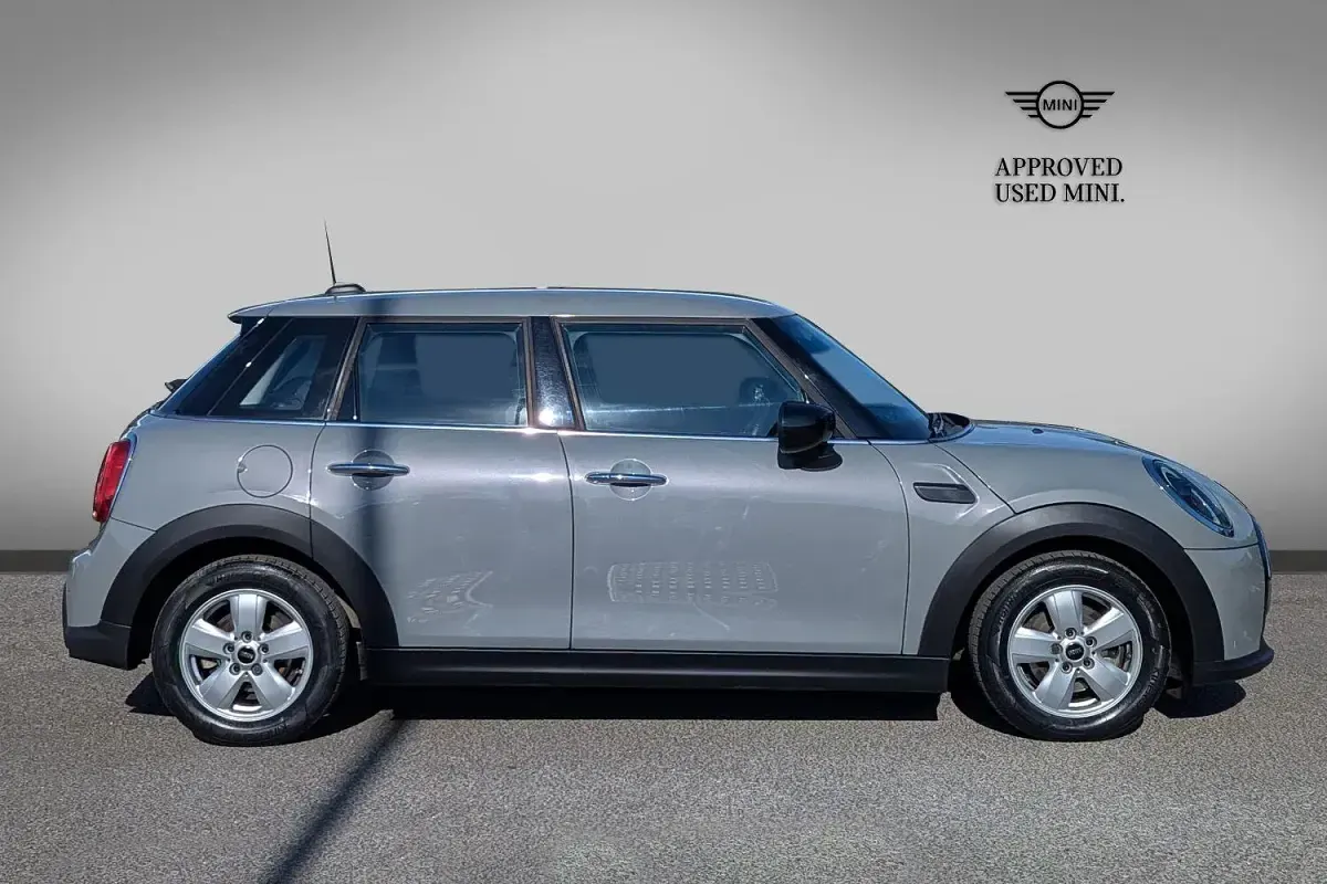 Used Mini Cooper Classic 134 HP (98 kW) 2022 Grey Hatchback