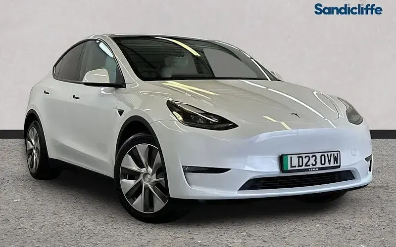 Used Tesla Model Y Long Range AWD 286 kW (389 HP) 2025 SUV