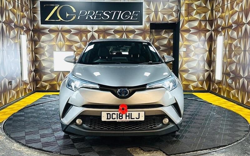 Used Toyota C-HR 122 HP (89 kW) 2018 Silver SUV