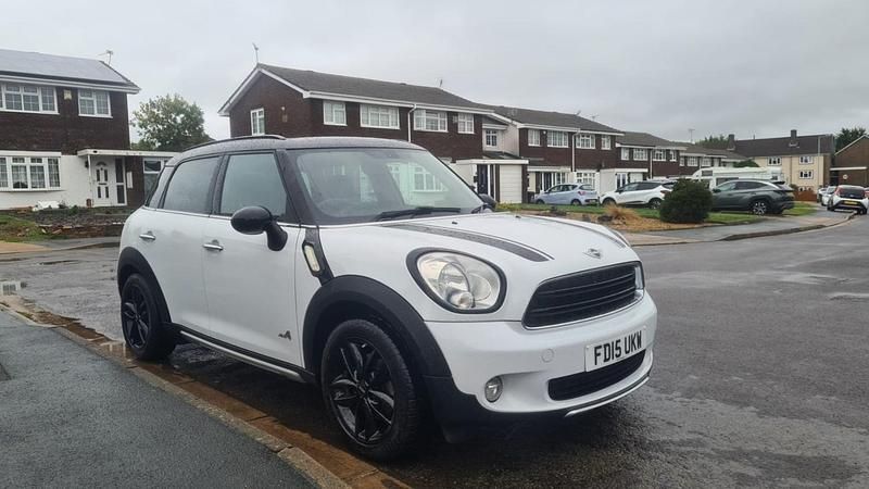 White Used 2015 Mini Cooper D Countryman SUV | £4,995 (Good price) - Image 1/4